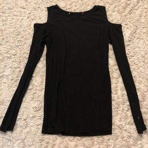 Cold shoulder top